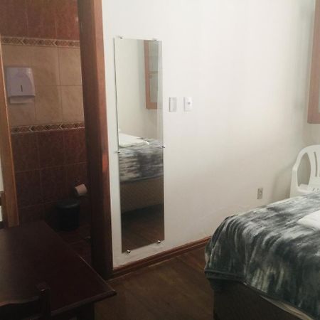 Hospedaria Central ديامانتينا المظهر الخارجي الصورة