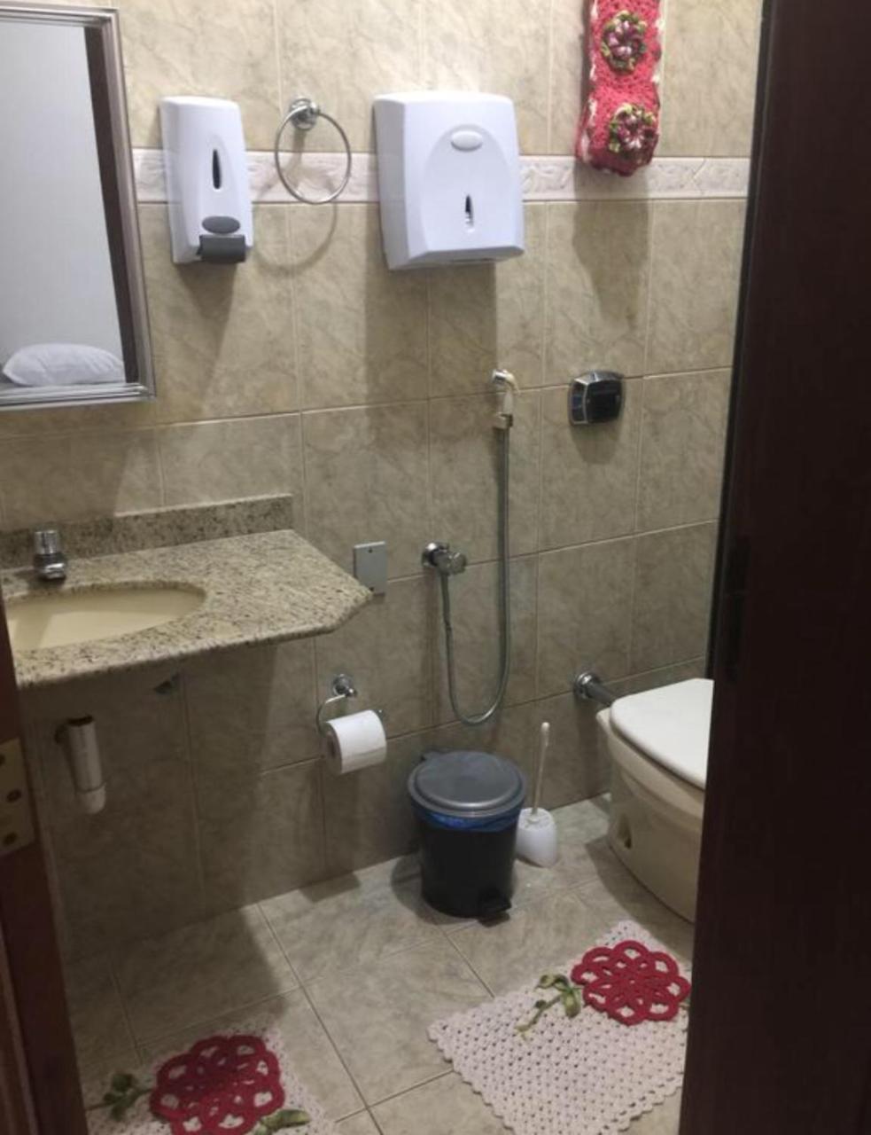 Hospedaria Central ديامانتينا المظهر الخارجي الصورة