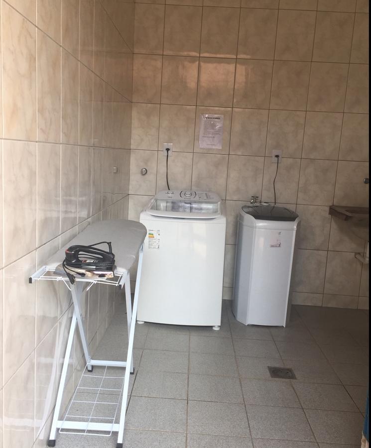 Hospedaria Central ديامانتينا المظهر الخارجي الصورة