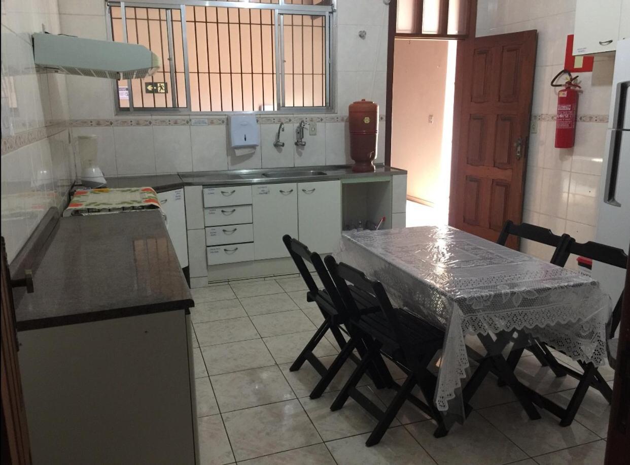Hospedaria Central ديامانتينا المظهر الخارجي الصورة
